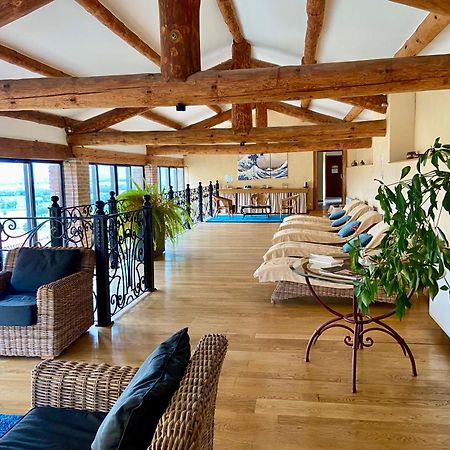 Domaine Saint-Roch Hotel Spa Salzuit Kültér fotó