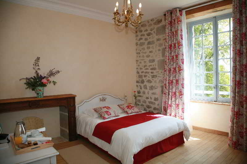Domaine Saint-Roch Hotel Spa Salzuit Kültér fotó